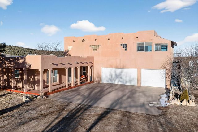 4 Glitter Gulch Way, Edgewood, NM 87015