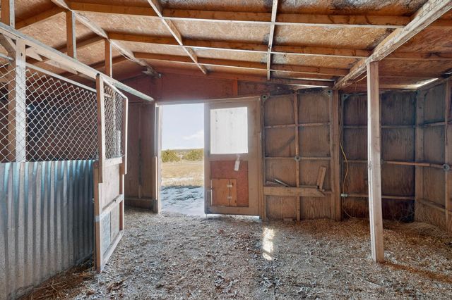 4 Glitter Gulch Way, Edgewood, NM 87015