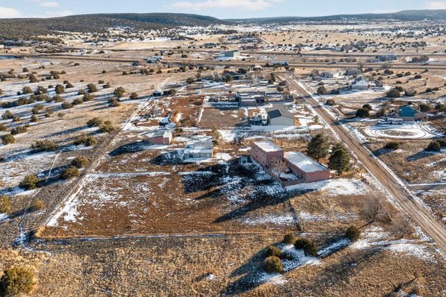 4 Glitter Gulch Way, Edgewood, NM 87015