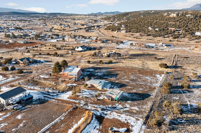 4 Glitter Gulch Way, Edgewood, NM 87015