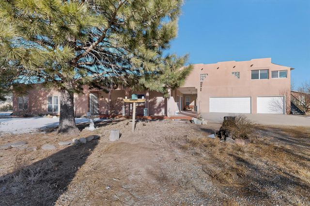 4 Glitter Gulch Way, Edgewood, NM 87015