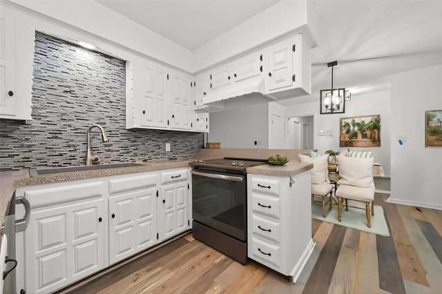 10720 Royal Forest Drive, Conroe, TX 77303