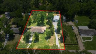 10720 Royal Forest Drive, Conroe, TX 77303
