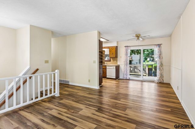 4624 N 130th Circle, Omaha, NE 68164