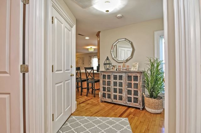 40 Avon Street 2, Wakefield, MA 01880