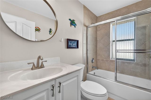 1738 NW 24th PL, Cape Coral, FL 33993