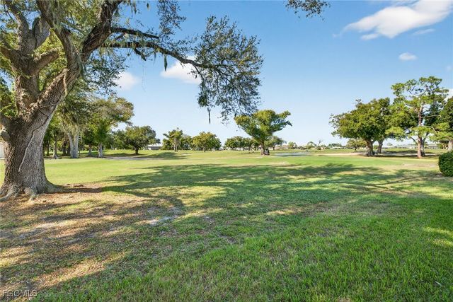 1738 NW 24th PL, Cape Coral, FL 33993