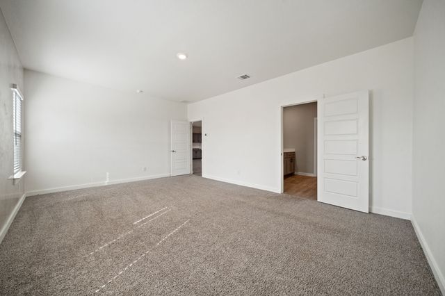 1521 Forest Park Drive, Alvarado, TX 76009