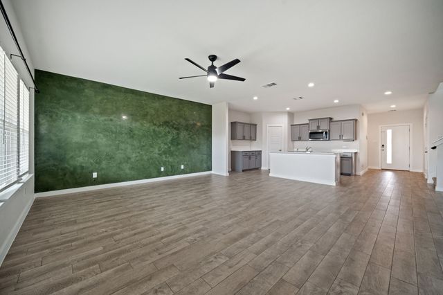 1521 Forest Park Drive, Alvarado, TX 76009