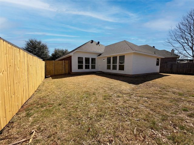 1608 Wickham Drive, Burleson, TX 76028