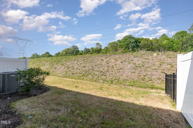 132 Deardom Way, Chapel Hill, NC 27516