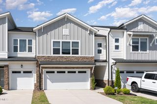 132 Deardom Way, Chapel Hill, NC 27516