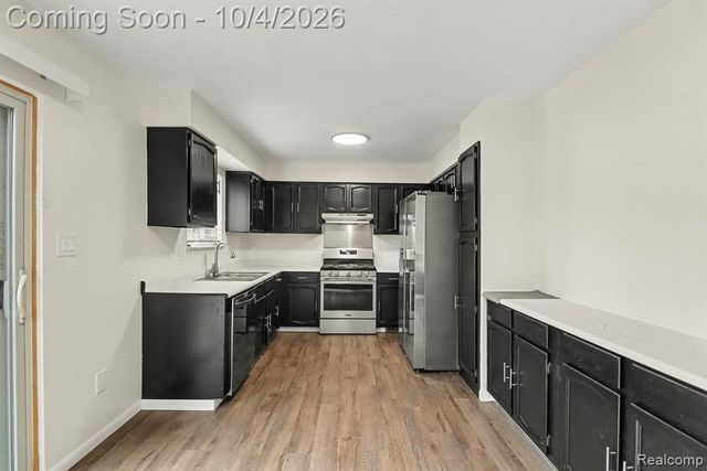 39158 Roland Drive, Sterling Heights, MI 48310