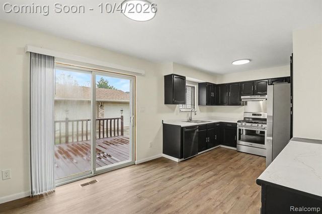 39158 Roland Drive, Sterling Heights, MI 48310