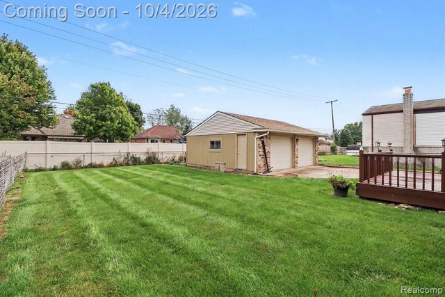39158 Roland Drive, Sterling Heights, MI 48310