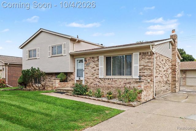 39158 Roland Drive, Sterling Heights, MI 48310