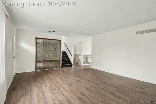 39158 Roland Drive, Sterling Heights, MI 48310