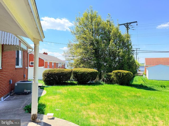 6 E AYLESBURY, Lutherville Timonium, MD 21093