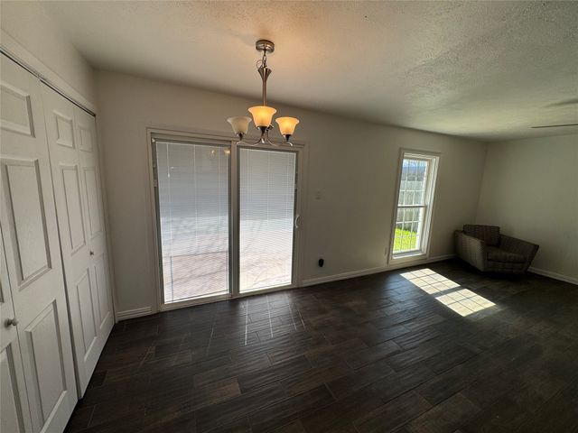 4945 Wampler Drive, The Colony, TX 75056