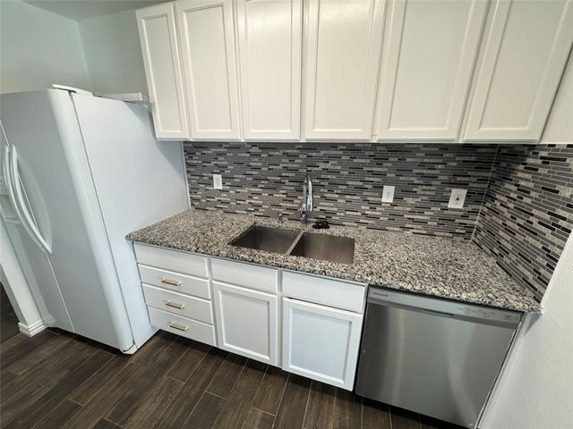 4945 Wampler Drive, The Colony, TX 75056