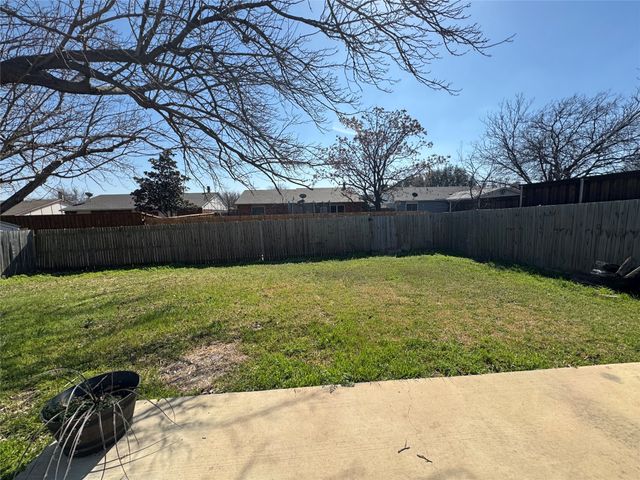 4945 Wampler Drive, The Colony, TX 75056