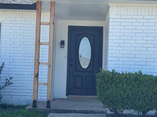 4945 Wampler Drive, The Colony, TX 75056