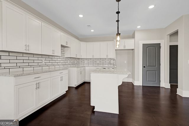 1080 Eastview Road NE, Conyers, GA 30012