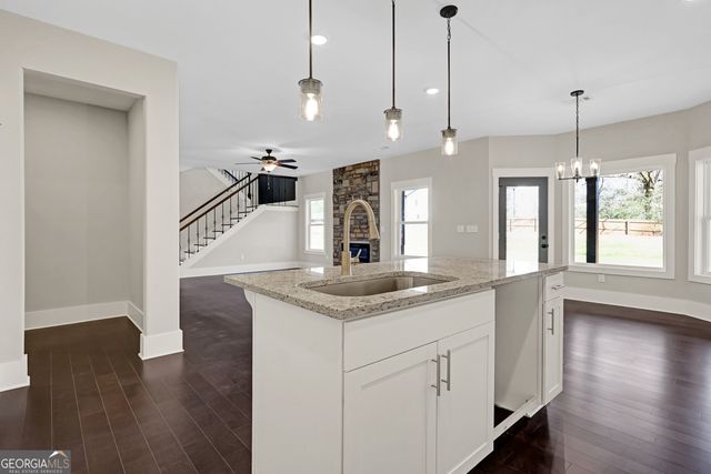 1080 Eastview Road NE, Conyers, GA 30012