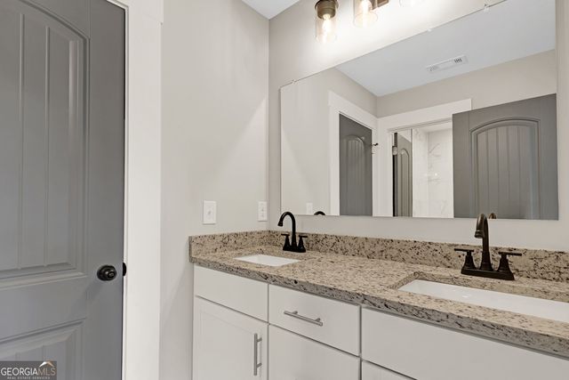 1080 Eastview Road NE, Conyers, GA 30012