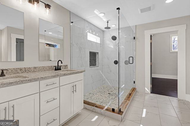 1080 Eastview Road NE, Conyers, GA 30012