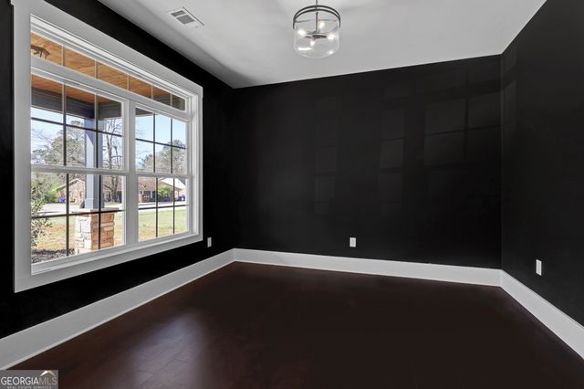 1080 Eastview Road NE, Conyers, GA 30012