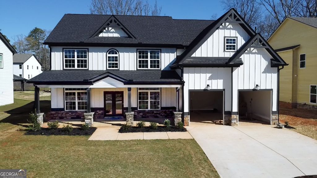 1080 Eastview Road NE, Conyers, GA 30012