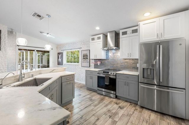 9641 FULTON AVENUE, Hudson, FL 34667