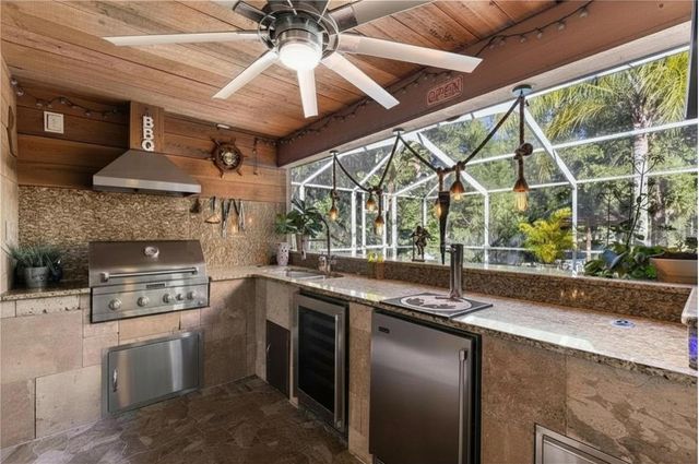 9641 FULTON AVENUE, Hudson, FL 34667