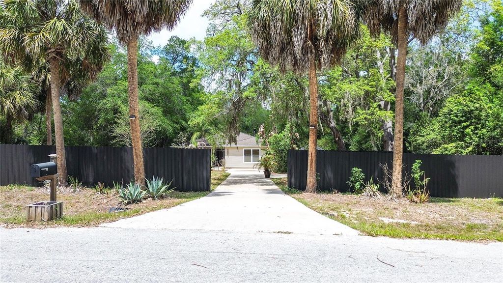 9641 FULTON AVENUE, Hudson, FL 34667