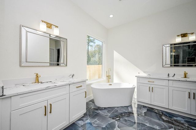 21614 Lee Road, Humble, TX 77338