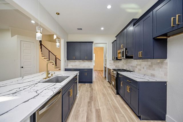 21614 Lee Road, Humble, TX 77338