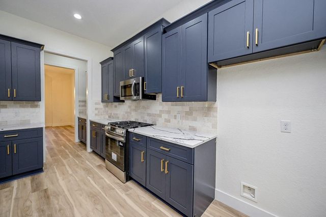 21614 Lee Road, Humble, TX 77338