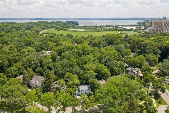 1111 Amherst Drive, Madison, WI 53705