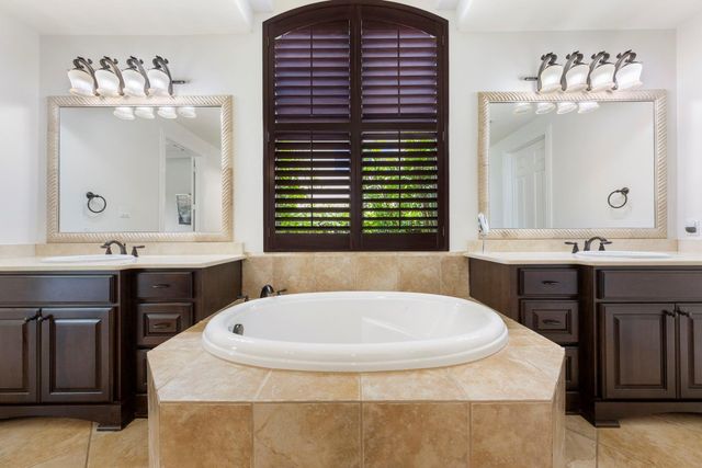 22 Marin Creek Place, Spring, TX 77389