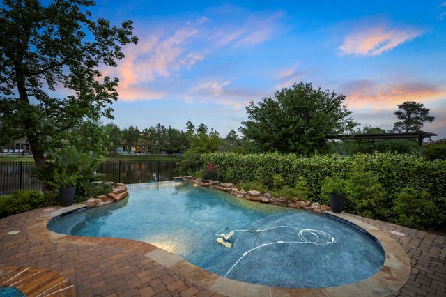 22 Marin Creek Place, Spring, TX 77389