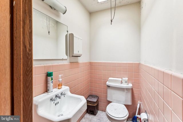 1453 EDGMONT AVE, Chester, PA 19013