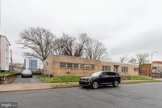 1453 EDGMONT AVE, Chester, PA 19013