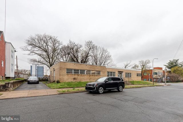 1453 EDGMONT AVE, Chester, PA 19013