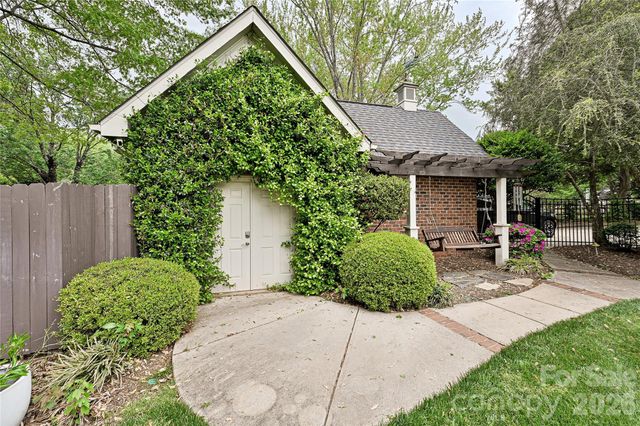 1126 Concord Road, Davidson, NC 28036