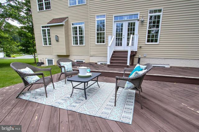 9813 SUNRISE RD, Vienna, VA 22181