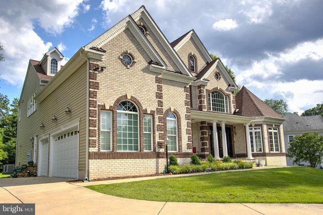 9813 SUNRISE RD, Vienna, VA 22181