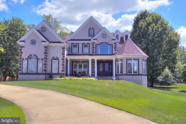 9813 SUNRISE RD, Vienna, VA 22181