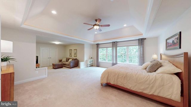 9813 SUNRISE RD, Vienna, VA 22181