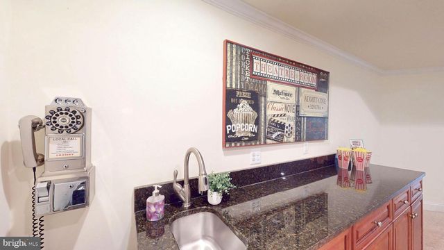 9813 SUNRISE RD, Vienna, VA 22181